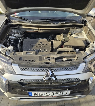 Mitsubishi Outlander cena 89900 przebieg: 48500, rok produkcji 2019 z Korsze małe 277